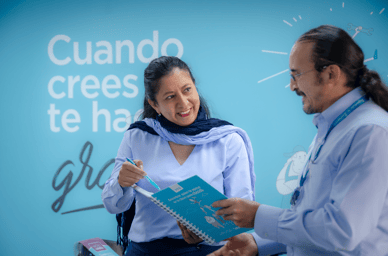 2022_Ecuador_Banco-Solidario-Large-Company-Photo