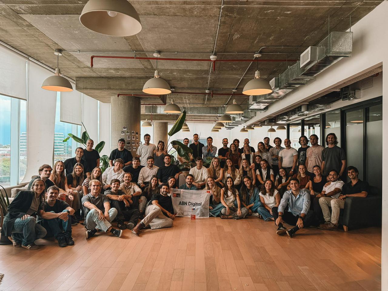 ABN Group- mujeres